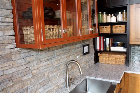 We have kitchen showrooms in our affiliate from kitchen cabinets in las vegas to whole house custom cabinetry, cabinet refacing. www.hickorylanekitchens.com | Showroom display, Kitchen ...