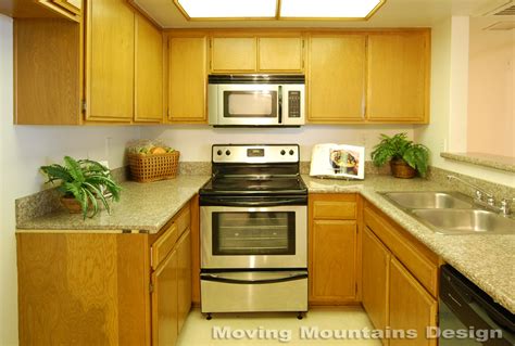 Homeadvisor's kitchen island cost guide provides the average pricing for custom island builds and prefab units with a sink, dishwasher and base cabinets. Home Staging in Pasadena For A Small Affordable Housing Condo