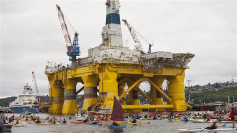 Shell Oil Abandons Controversial Drilling Off Alaskas Shore