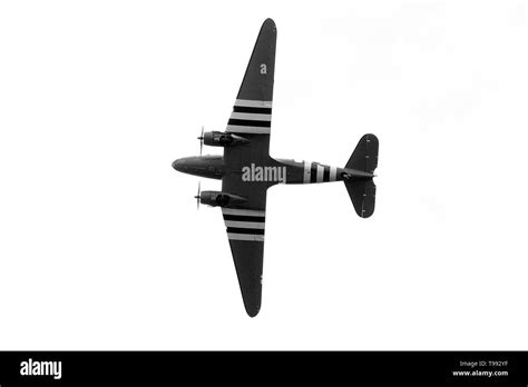 Douglas C Skytrain D Day Markings Hi Res Stock Photography And Images Alamy