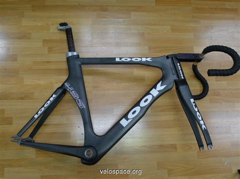 Another benefit of opting for carbon is that it is very malleable and can be moulded into any. LOOK 496 carbon track bike FRAME FRAMESET on velospace ...
