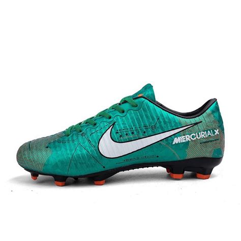 Disini saya ada menjual pelbagai kasut bola yang anda gemari seperti jenama nike,adidas,f50 dan pebagainya sangat murah dan berkualiti. Kasut bola murah | Shopee Malaysia