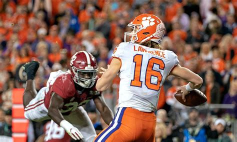 Get the latest football news, photos, rankings, lists and archival articles on rt.com. Who Will Win the 2020 College Football National ...