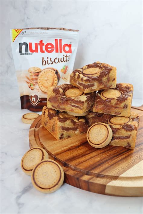 The blondies bake about 25 minutes. Nutella Blondies - Gills Bakes and Cakes - Nutella Blondie