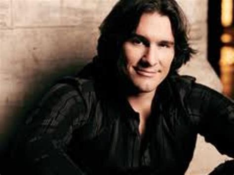 Joe Nichols Performs At Uso Dinner And He Plays A Concert For Japan Video