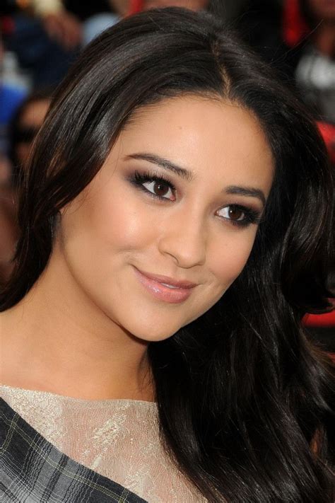 Shay Mitchell At The 2011 World Premiere Of Pirates Of The Caribbean