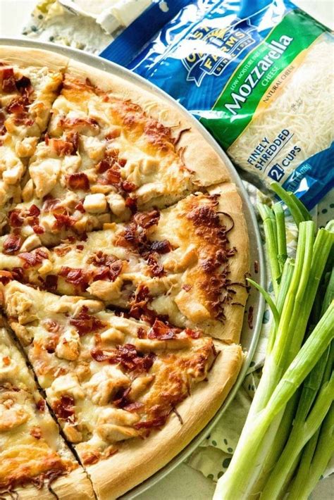 Combine cheese sauce with the rotini. Chicken Bacon Ranch Pizza ~ Delicious Homemade Pizza Piled ...
