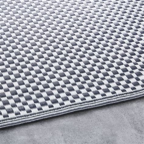 Polypropylen teppich ᐅ ultimativer ratgeber ★ausgezeichnete polypropylen teppiche ★ aktuelle polypropylen teppich kaufen die besten polypropylen teppiche analysiert. Outdoor-Teppich aus Polypropylen, marineblau und weiß ...
