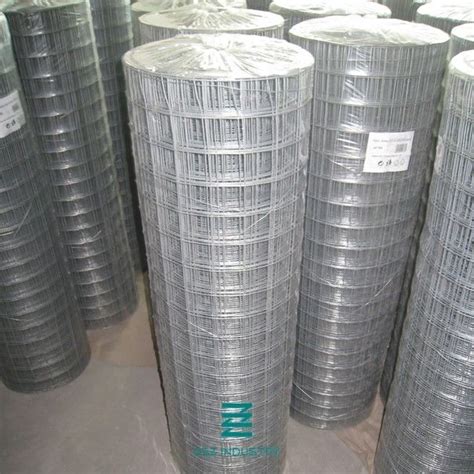 Plain Weave Welded Wire Fence Roll Galvanized Iron Wire Fencing Mesh
