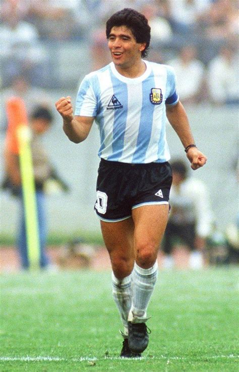 Ver más ideas sobre seleccion argentina de futbol, argentina, fútbol. México, 1986. Diego Armando Maradona. El 10 victorioso ...