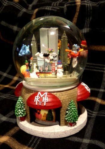 Macys Snow Globe Collectibles Ebay