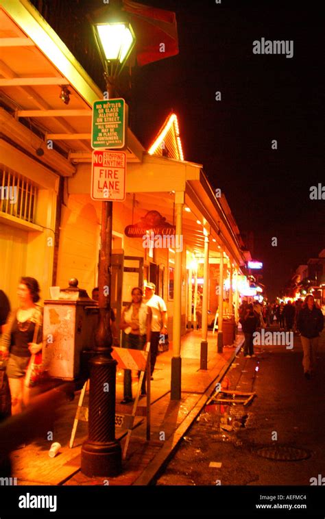 New Orleans French Quarter Street Nighttime Stock Photo Alamy