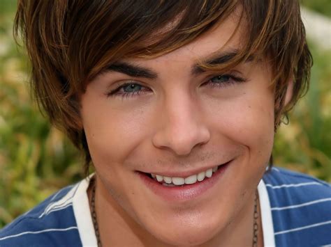 The surname efron, which is hebrew and a biblical place name, comes from zac's polish jewish paternal grandfather. Novo Trabalho De Zac Efron