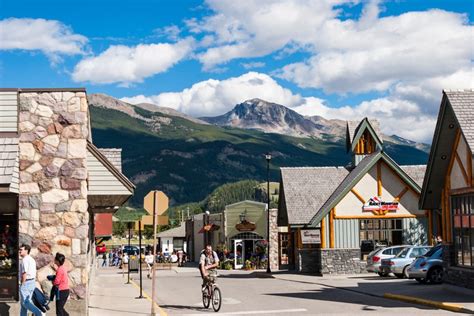The Best Places To Go Sightseeing In Jasper Canada