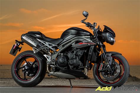 First and foremost, let's address the new face in the room and yes, i'm a big fan of the restyled street triple so this new look speed' should appeal to me. Triumph Speed Triple 2020 - Vers un (r)évolution ...