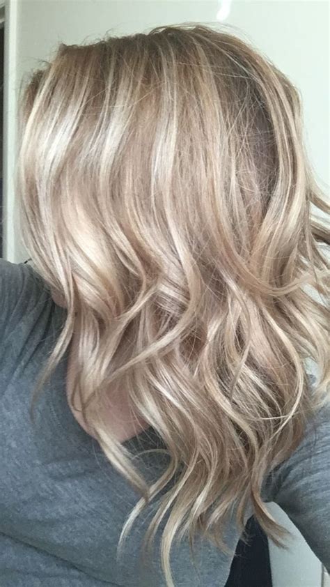 35 Sophisticated And Summery Sandy Blonde Hair Looks Sandy Blonde Hair Hair Styles Blonde Hair