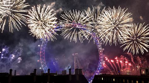 Visiting London From Texas Amazing Fireworks Display Happy New Year