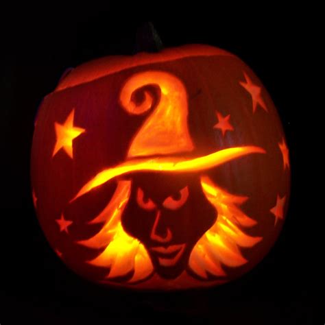 Here are some pumpkin face ideas you can carve or paint to make spooky decorations. Witch Pumpkin | Happy Halloween!! | picsasso | Flickr
