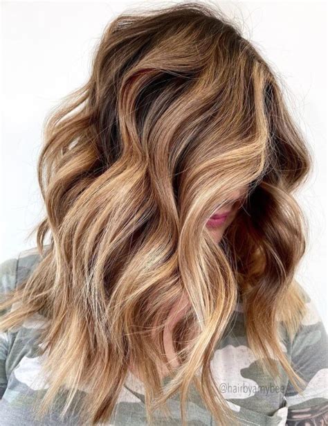 30 Stunningly Beautiful Honey Blonde Hairstyles You Should Try This Year