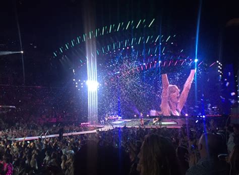Review Taylor Swift Staples Center August 2015 Coup De Main Magazine