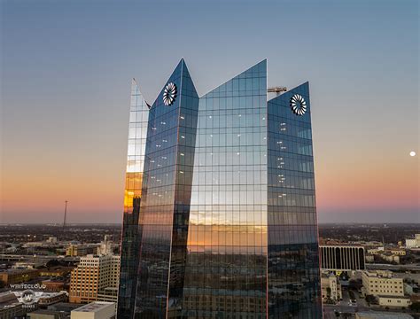 Owner at frost bank · san antonio. Frost Tower San Antonio Opens - Marmon Mok Architecture