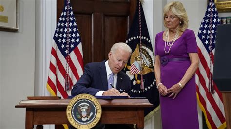 Biden Signs Bipartisan Gun Safety Bill Into Law Cgtn