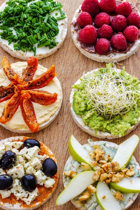 Rice crackers or rice cakes make quick and easy vegan lunch box ideas and are also healthy snacks for weight loss. 6 Quick Rice Cake Topping Ideas - Happy Foods Tube