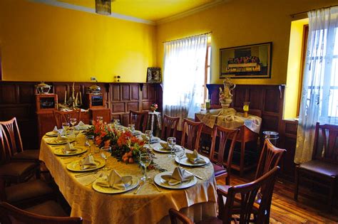The first painting of the last supper was rendered by leonardo da vinci way back in 1495 or 1496 sources vary as to when he began. Christmas Gift Ideas for New Filipino Homeowners - Lamudi