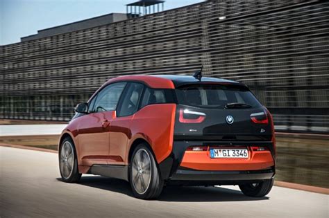 Si buscas un coche eléctrico pero no quieres adquirirlo en propiedad, ahora alphabet ofrece un bmw i3 por un precio muy interesante y todos los servicios. BMW y MINI Renting, soluciones para las empresas - Motor.es