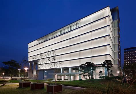 대한민국 서울특별시 종로구 우정국로 26, 센트로폴리스 a동 20층 우편번호 03161. 대한민국 역사박물관_2013 | 호미파이 & homify