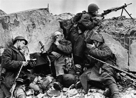 Soviet Soldiers At Stalingrad During A Short Rest After Fighting 1943