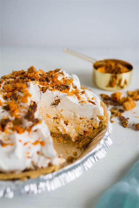 I would buy 8 butterfingers. 4-Ingredient Butterfinger Pie Recipe - Thirty Handmade Days