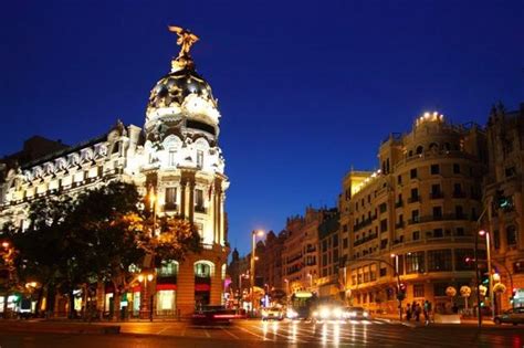 الطقس والأحوال الجوية الظروفالسبت29قدفي مدريد. اجمل 3 انشطة في شارع غران فيا مدريد اسبانيا
