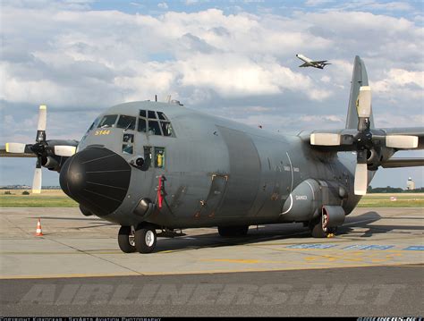 Lockheed C 130h 30 Hercules L 382 France Air Force Aviation