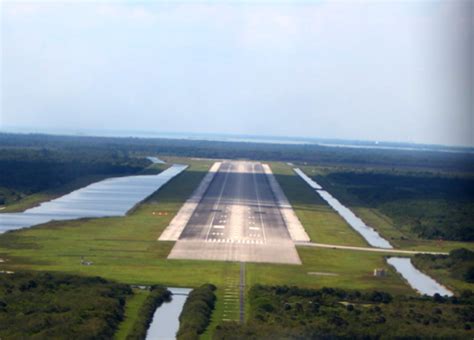 Nasa Cedes Control Of Shuttle Landing Facility To Space Florida