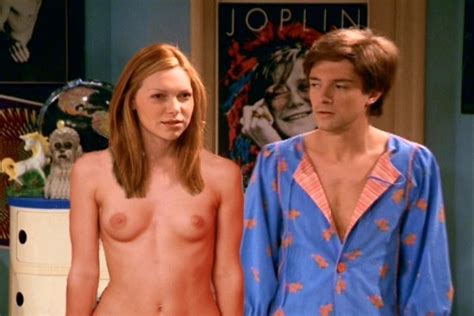 Post 2407740 Donna Pinciotti Eric Forman Fakes Laura Prepon That 70s Show Topher Grace
