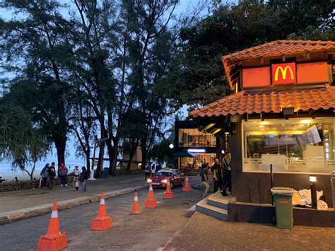 1, jalan permas east coast mall lot no. Trip Cuti Sekolah - Pantai Teluk Cempedak Kuantan Pahang ...