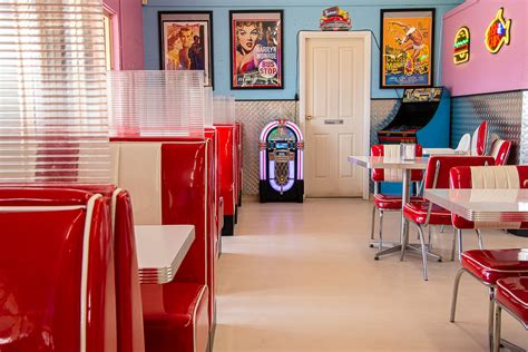 Forresters Beach Has A New Retro American Diner Coasties Mag