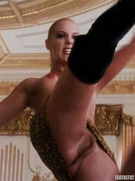 Elizabeth Berkley Showgirls Nude Scenes Xxxpornozone