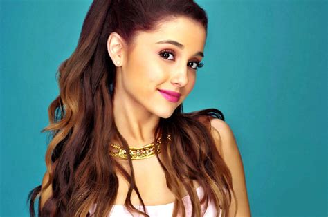 2560x1700 Ariana Grande Cute Chromebook Pixel Hd 4k Wallpapers Images Backgrounds Photos And