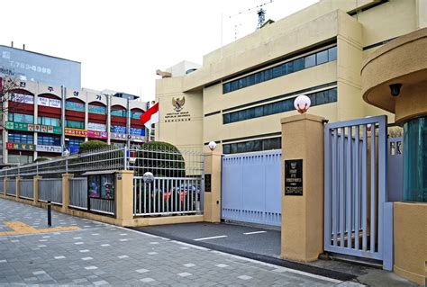 Korea utara juga memaksa kerajaan malaysia menutup kedutaan besar malaysia di pyongyang yang operasinya ditangguhkan sejak 2017. DRO's blog here..: Kedutaan Besar Republik Indonesia (KBRI)