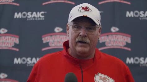 Andy Reid Says Donovan Mcnabb Is A Hall Of Famer Great Football Player