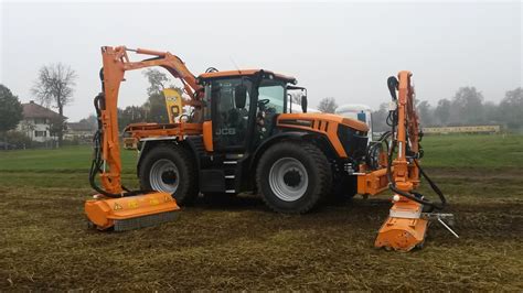 Jcb Fastrac 4000 Hell Profitechnik Gmbh Kommunal Landmaschinen Und