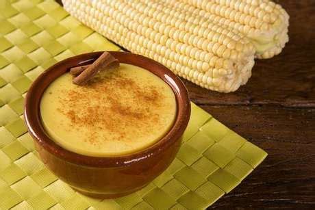 Saiba como fazer canjica de milho verde. Canjica de milho-verde: confira a maravilhosa receita ...