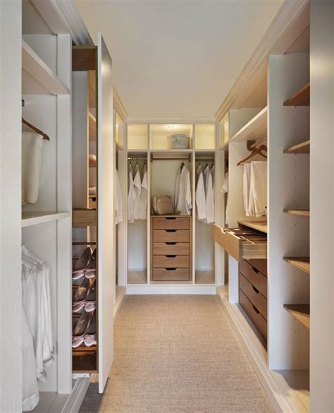 Top 40 Modern Walk In Closets With Images Walk In