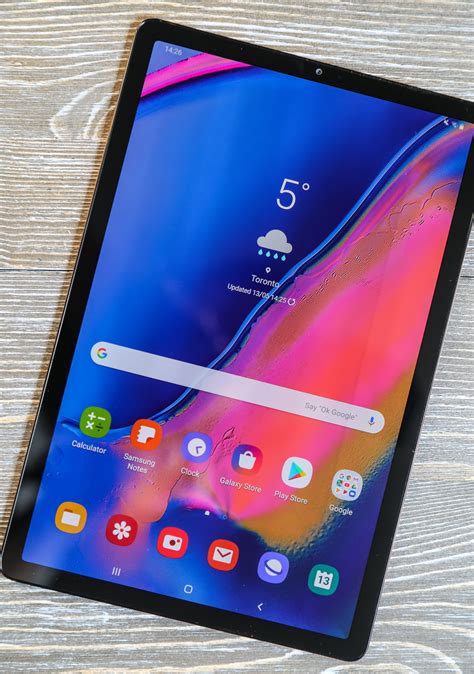 That's why it features integrated bixby voice functionality. Review: Samsung Galaxy Tab S5e | The GATE