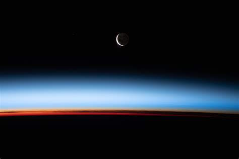 Crescent Moon From The International Space Station Moon Nasa Science