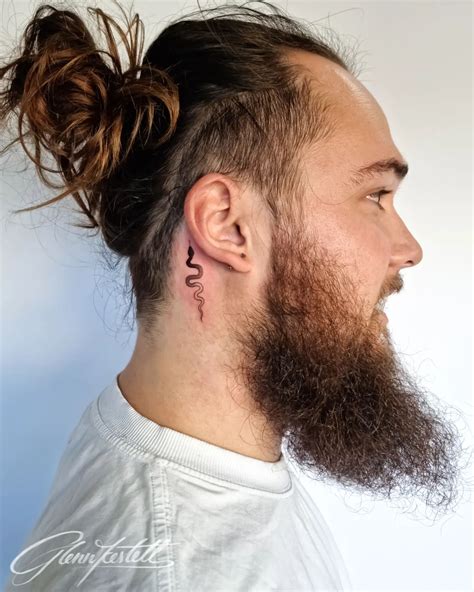 30+ Cute Behind the Ear Tattoo Ideas for Men and Women - Luv68
