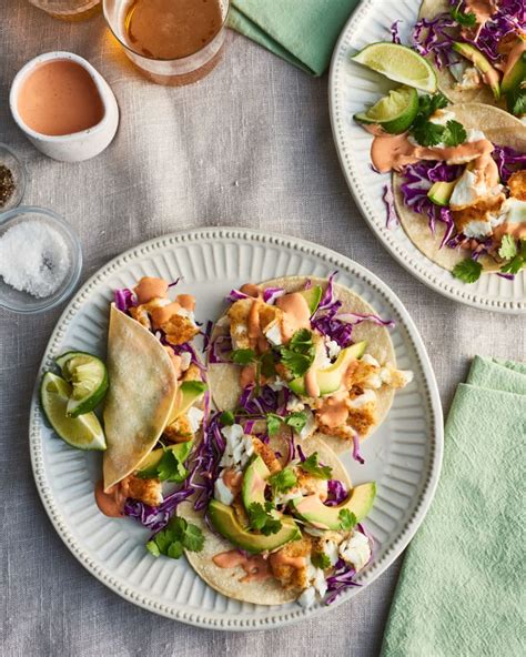 Easy Crispy Baja Fish Tacos Whos Hungry