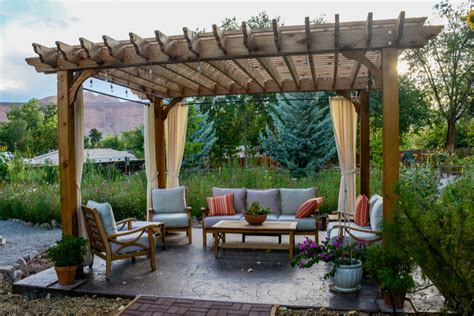 How To Build A Pergola With Ease The Simple Secrets To Success 2022